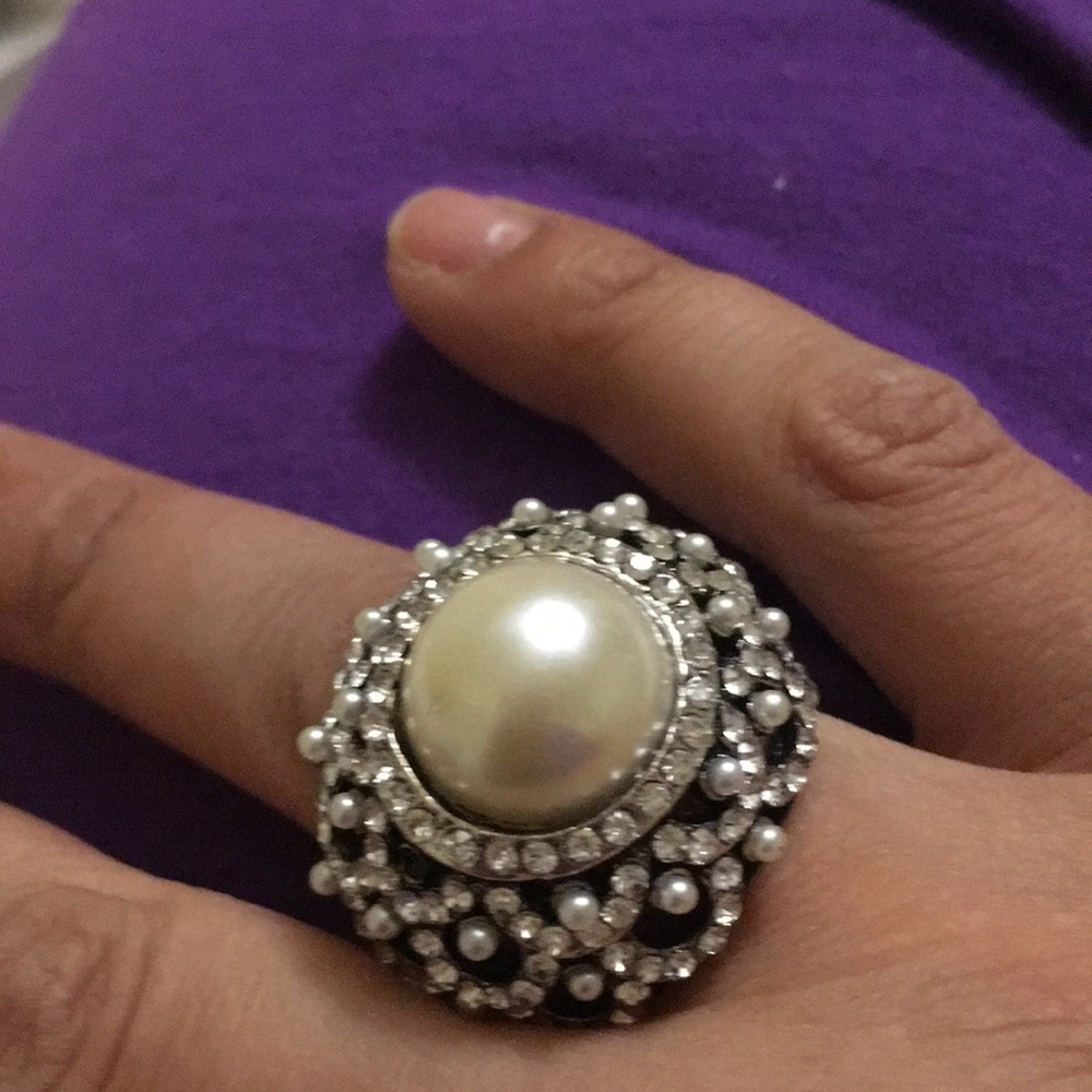 Pearl ring